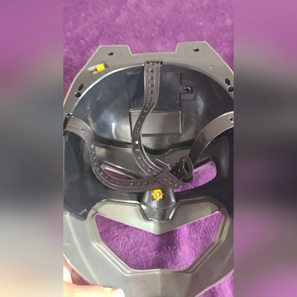 Batman Mask, Voice Changer Helmet, 2015 Mattel, DC Comics